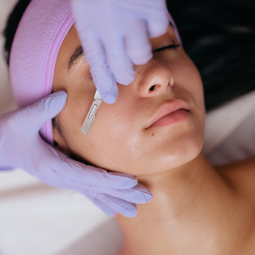 2 Faciales Limpieza Profunda + Dermaplaning