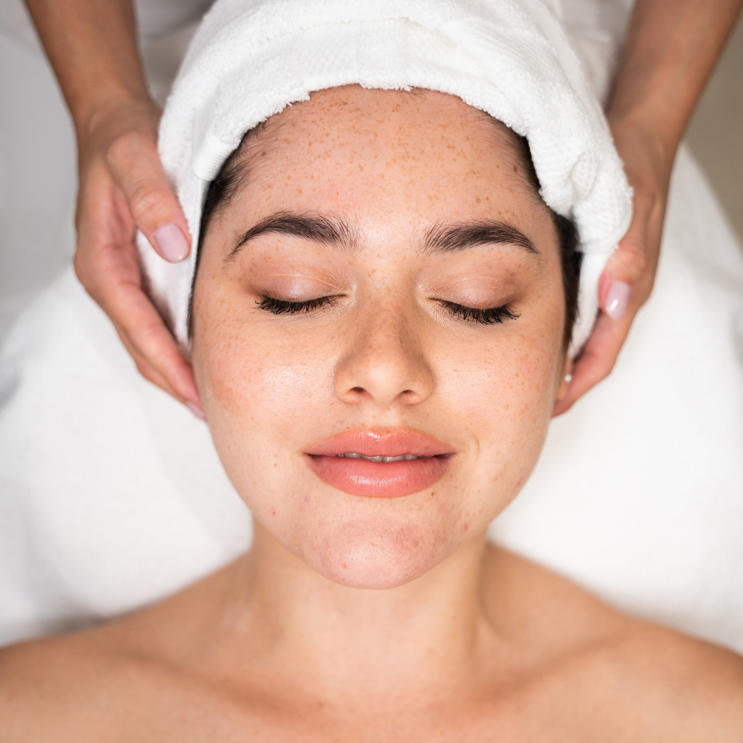 Facial LP + Peeling Glytone